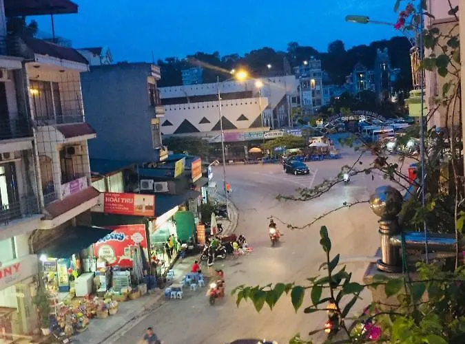 Nha Nghi 86 Anh Dao Gasthof Hạ Long